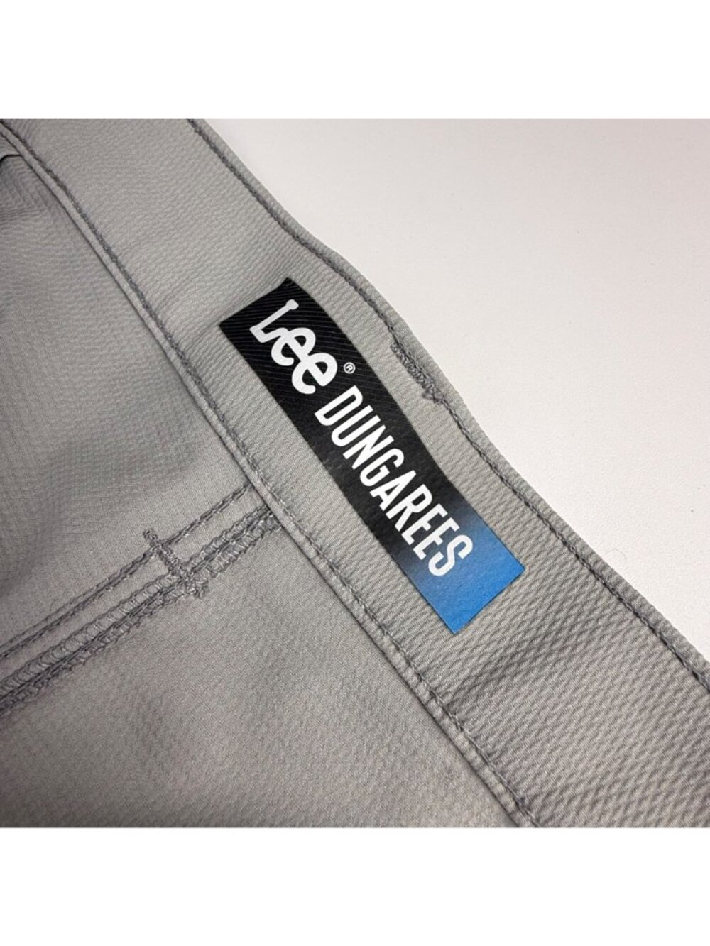 Lee Dungarees Men's Lightweight Cargo Shorts Light Gray Size 34 - Picture 4 of 5